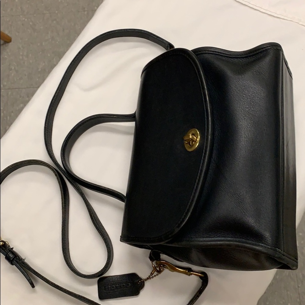 COACH Vintage Manor Bag - Navy No. 9977